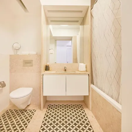 Mspc Trendy & Classic 2 Bedroom דירה