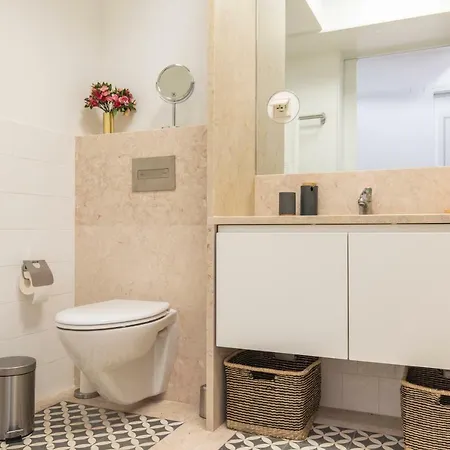 Trendy & Classic 2bedroom Appartement